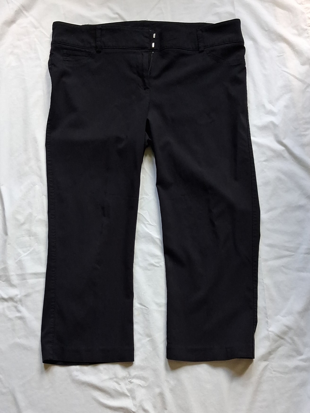Maurices Black Stretch Capri Pants